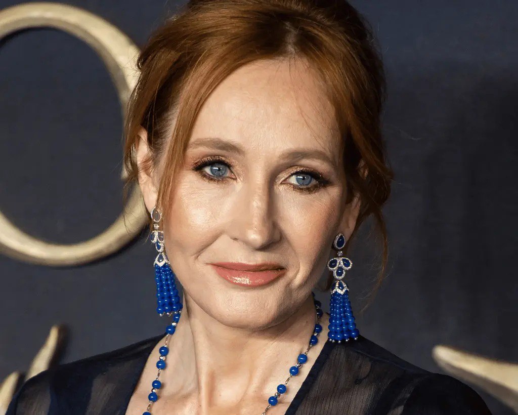 Who is j k rowling. Who is j k rowling